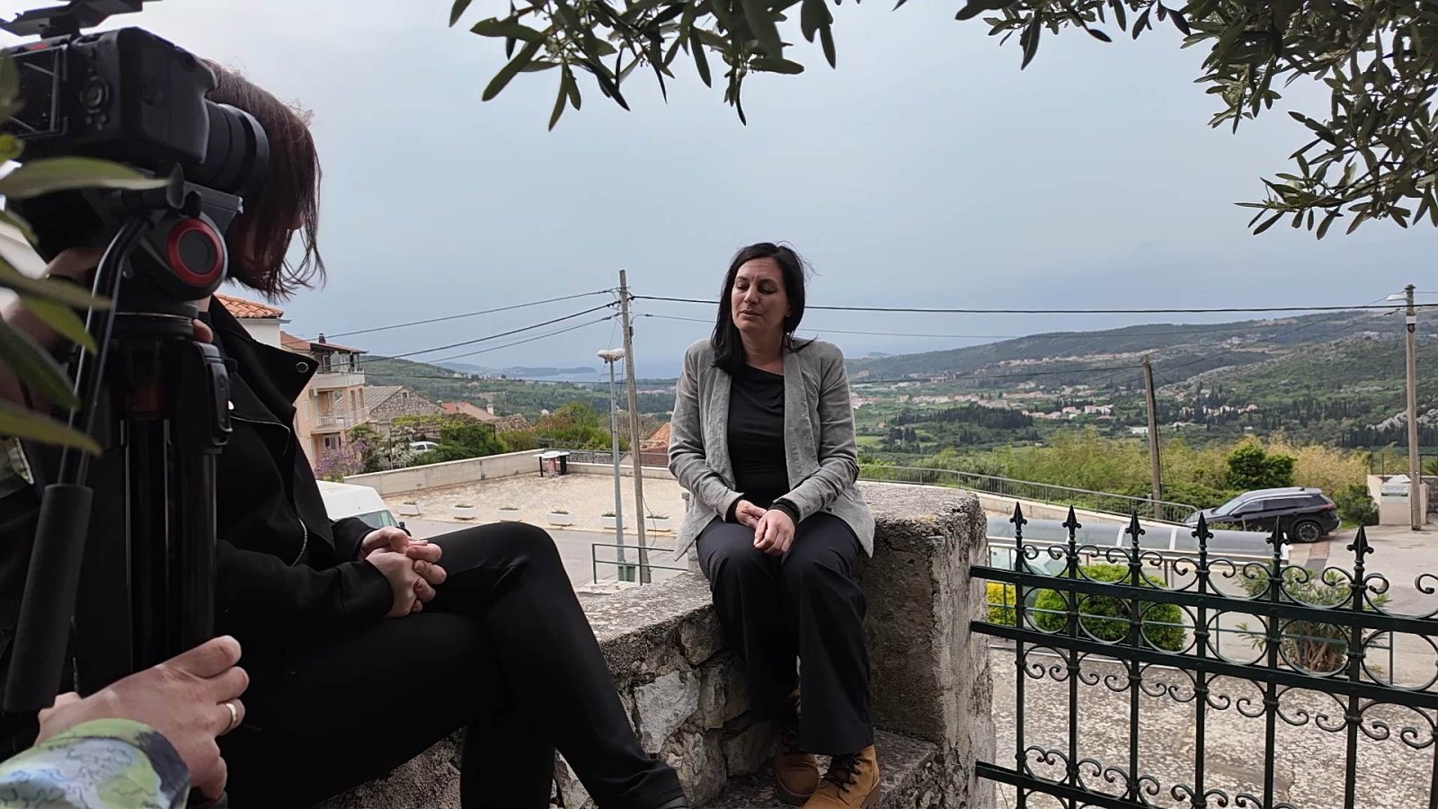 PJAT ZEMLJE BOKUN MORA_intro graf.00_02_52_07.Still003.jpg